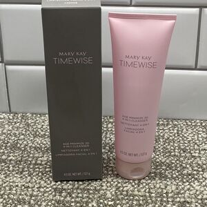 Mary Kay Age Minimize 3D‎ 4 In 1 Cleanser 4.5 Oz New In Box Facial Care